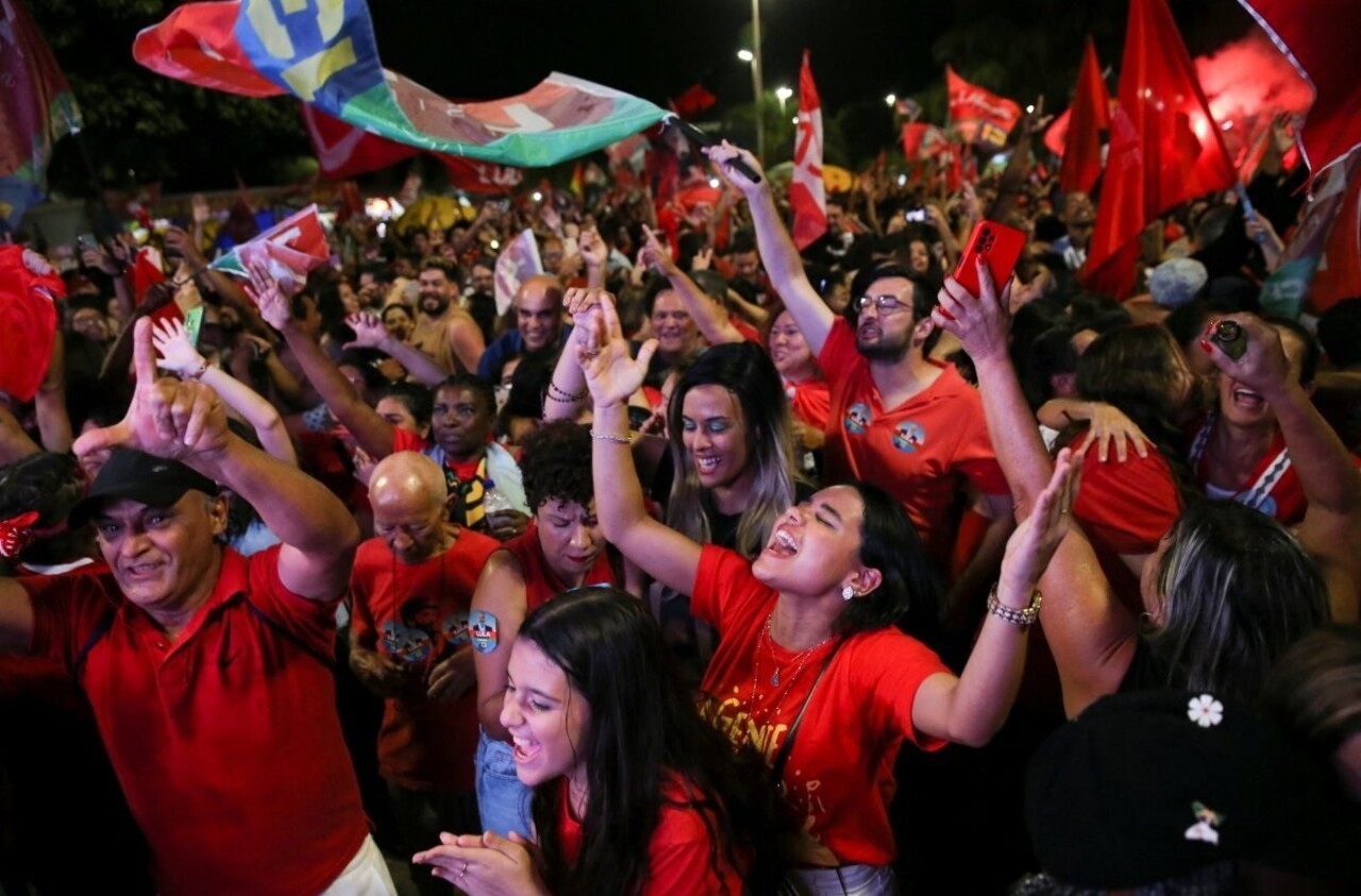 Brezilya'da devlet başkanı Seçimleri Luiz Inacio Lula da Silva kazandı