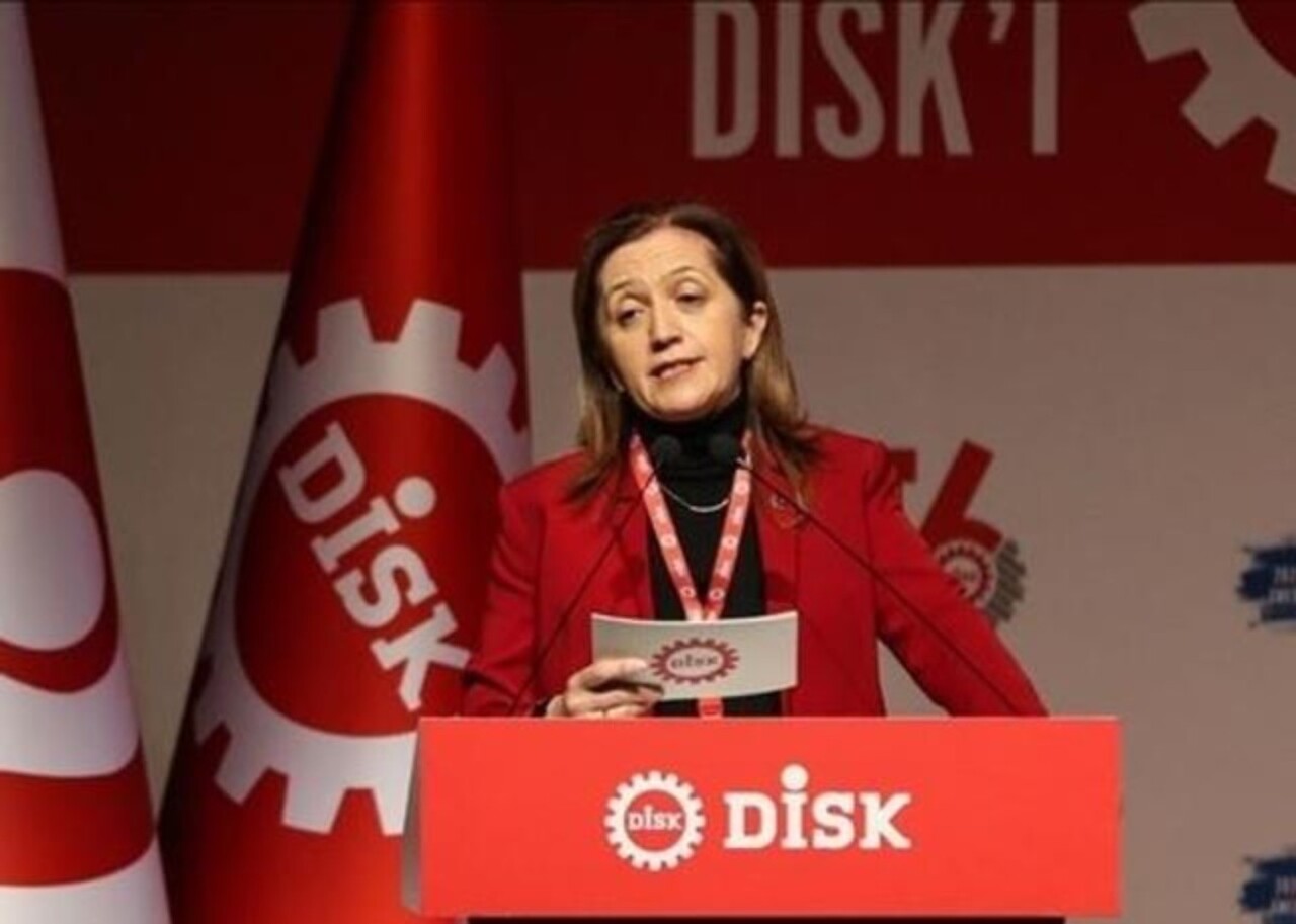 DİSK'ten 2023 yılı asgari ücret zammı için yüzde 140 taleb