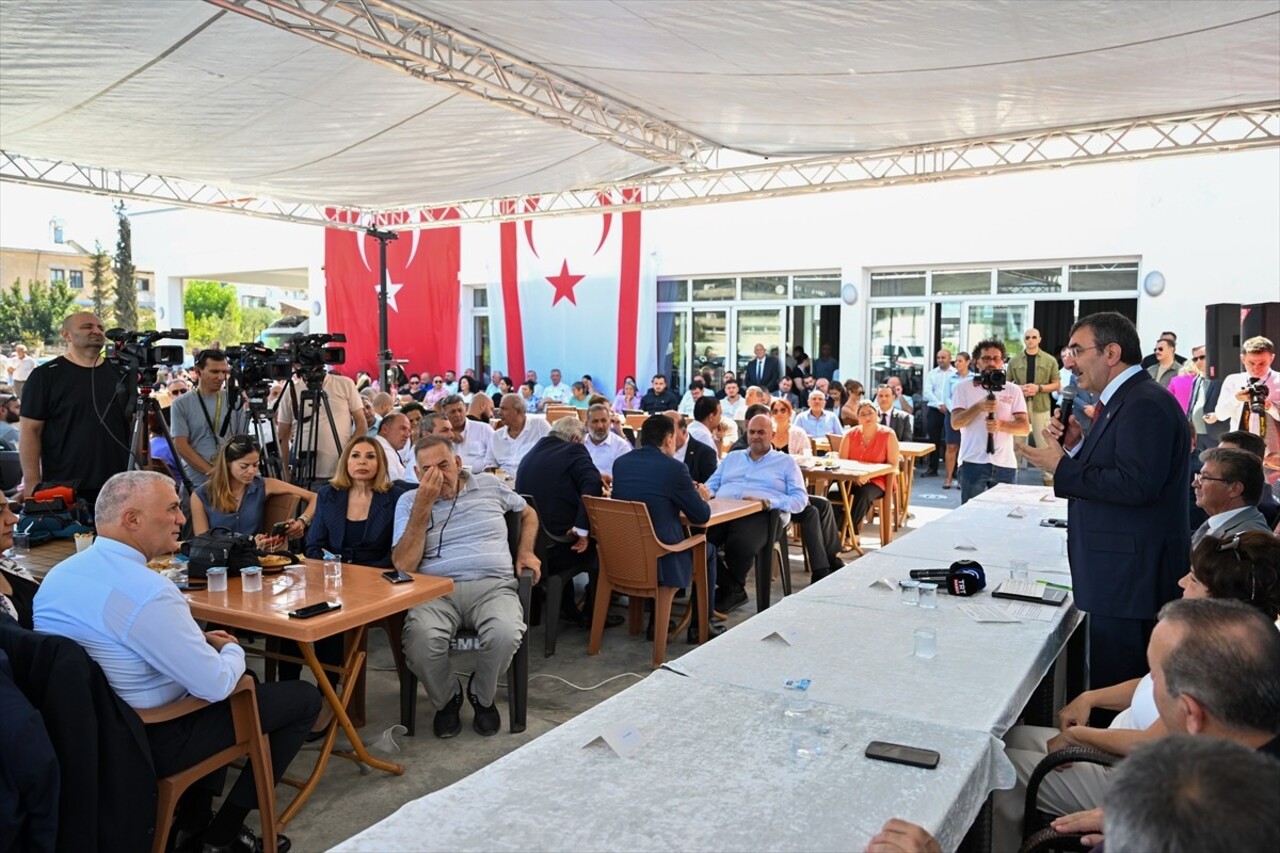 Cumhurbaşkanı Yardımcısı Cevdet Yılmaz, KKTC ziyareti kapsamında Kıbrıs Türk Tarih Kültür ve Milli...