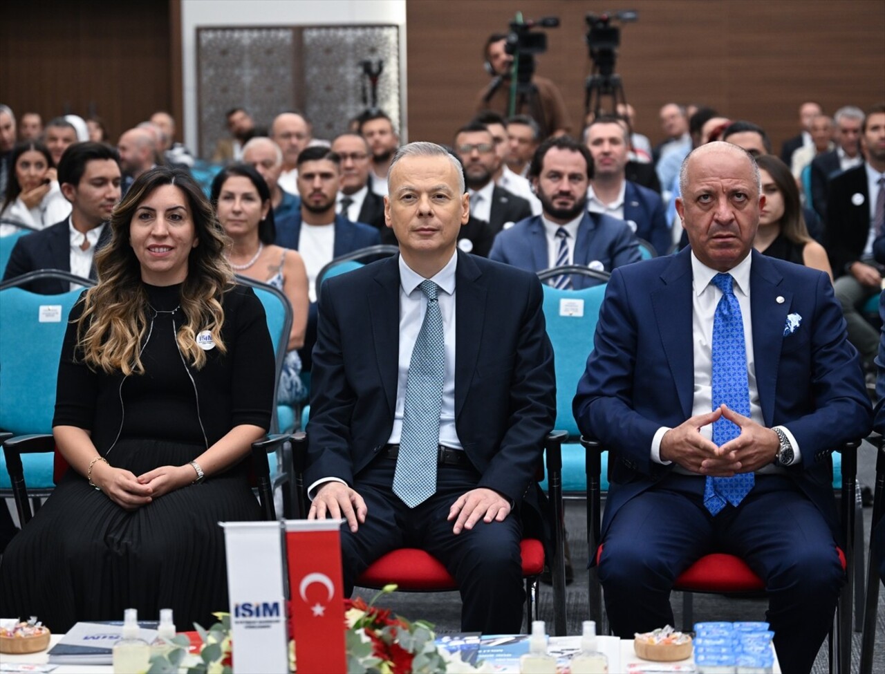 OSTİM İş ve İnşaat Makineleri Kümelenmesi (İŞİM) tarafından OSTİM Konferans Salonu'nda "2023...