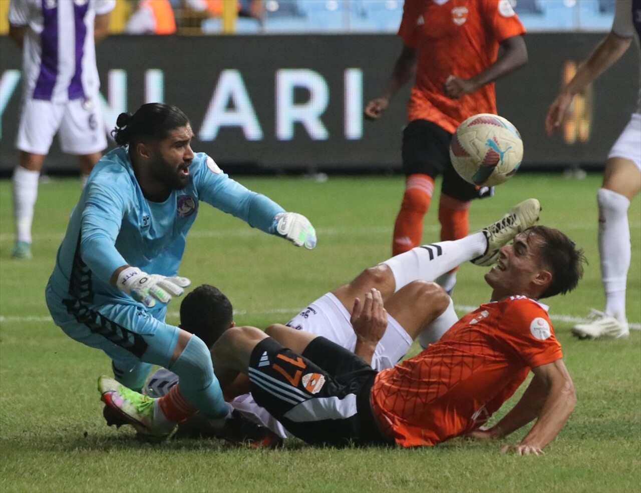 Trendyol 1. Lig'in 5. haftasında Adanaspor ile Ankara Keçiörengücü Yeni Adana Stadyumu’nda...