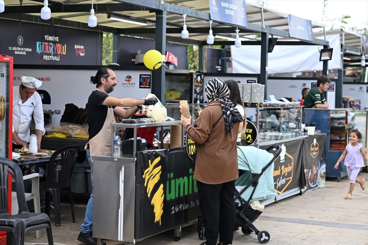 Kültür ve Turizm Bakanlığı ile Gaziantep Büyükşehir Belediyesi işbirliğinde düzenlenen GastroAntep...