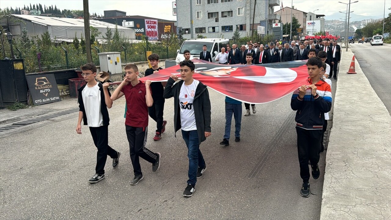 Karabük'te 19 Eylül Gaziler Günü dolayısıyla tören düzenlendi. Karabük Tarım ve Orman İl Müdürlüğü...