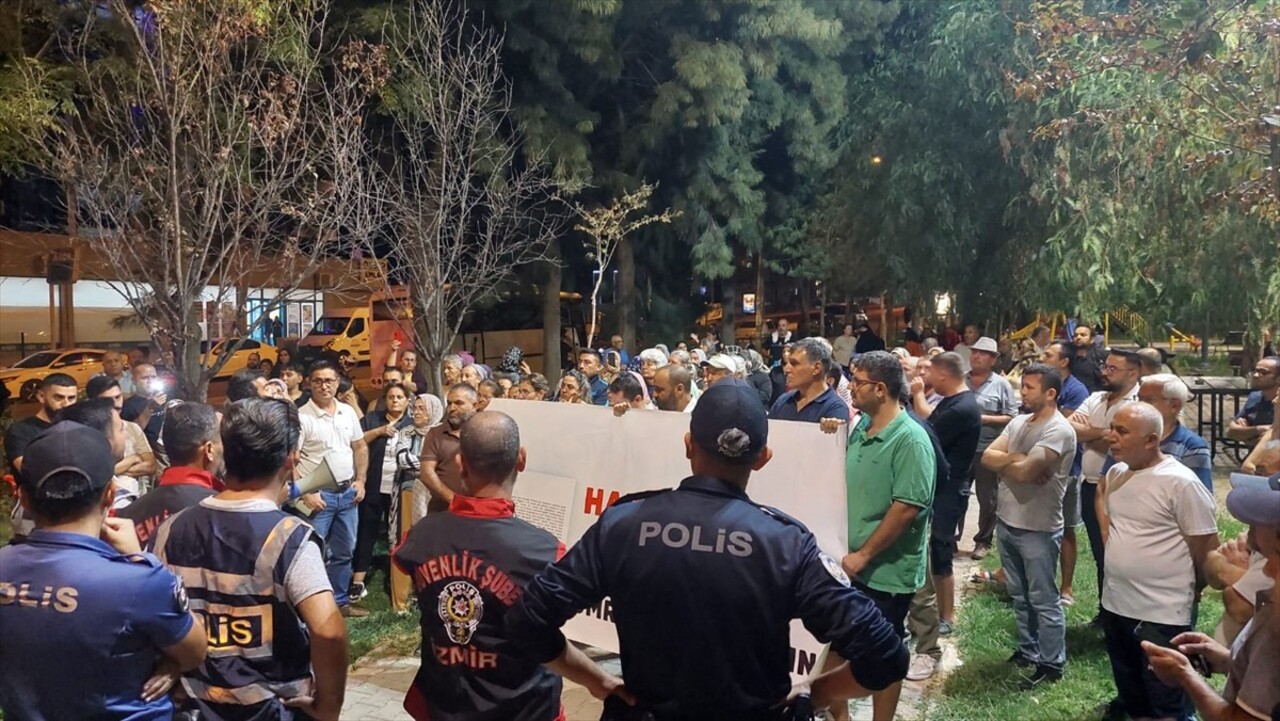 İzmir'in Çiğli ilçesindeki Harmandalı Katı Atık Düzenli Depolama Tesisi'nin kapatılmaması, mahalle...