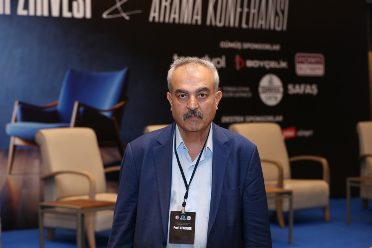 Sakarya'da yapılan Mobilya Sektör Zirvesi ve Arama Konferansı tamamlandı. Sapanca ilçesindeki bir...