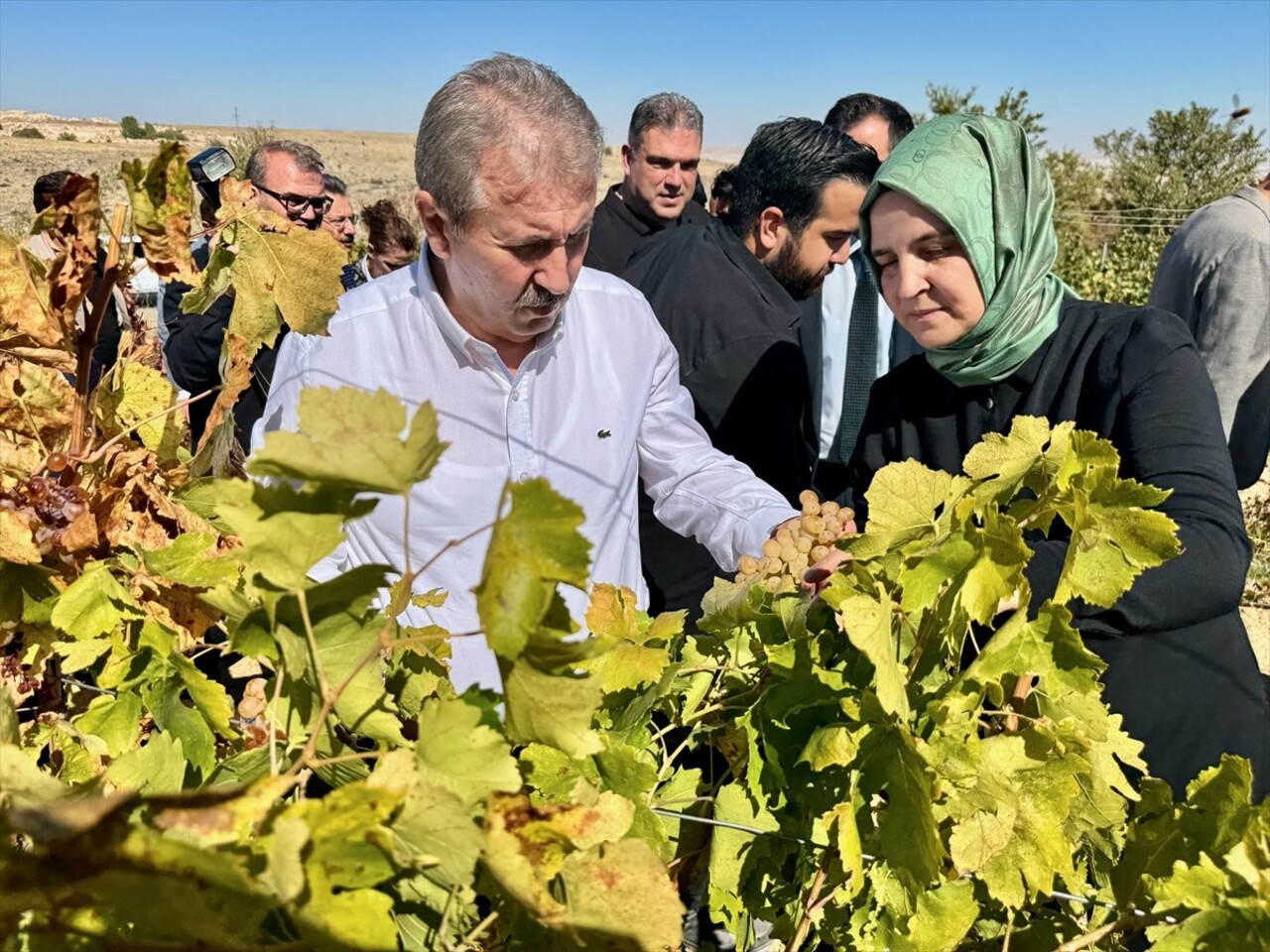 Büyük Birlik Partisi (BBP) Genel Başkanı Mustafa Destici, Eskişehir Valisi Hüseyin Aksoy ile...