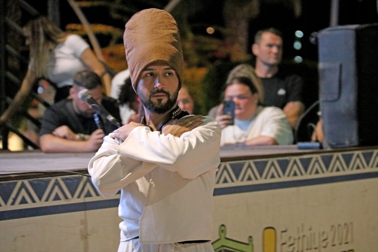 Muğla’nın Fethiye ilçesinde uluslararası halk oyunları festivali düzenlendi. Fethiye Belediyesi...