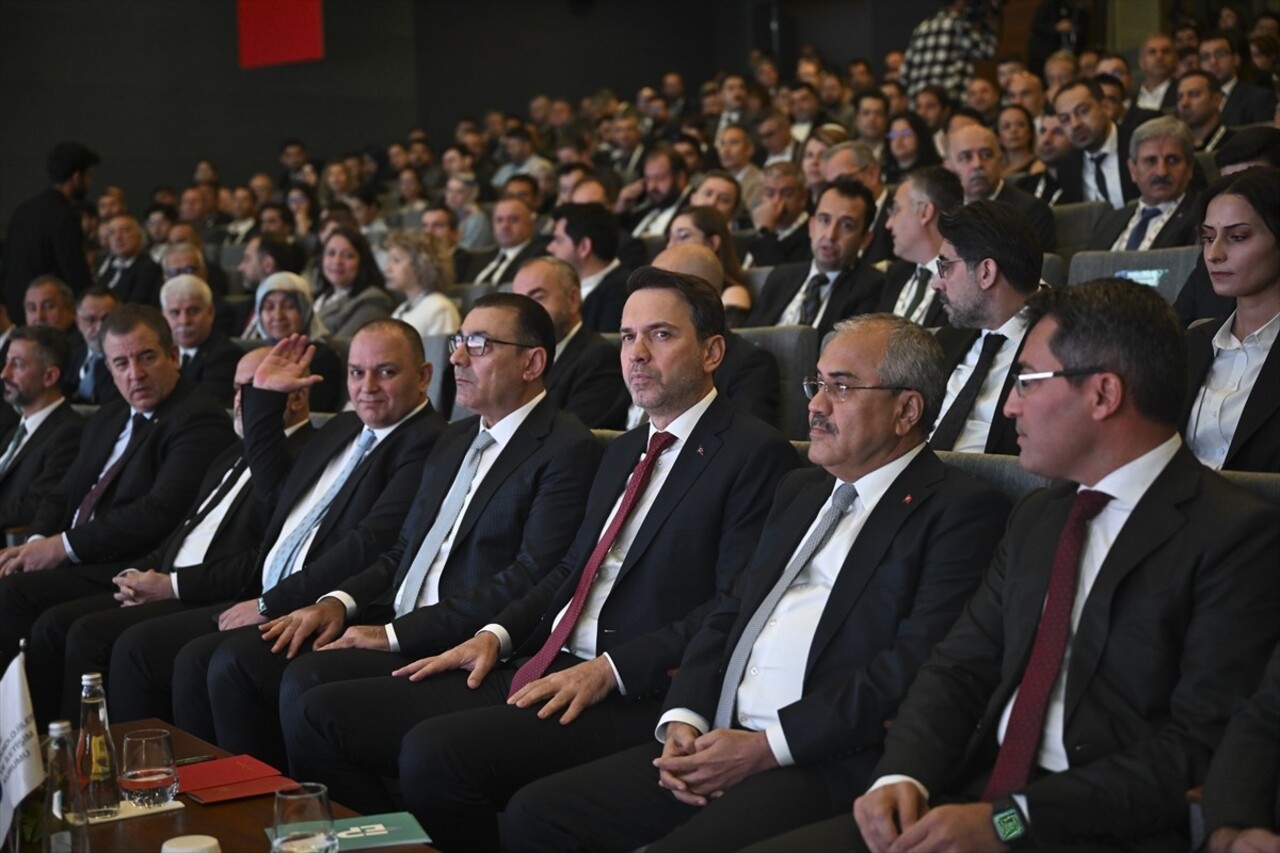 Türkiye Elektrik Sanayi Birliği (TESAB) tarafından düzenlenen Enerji Stratejileri Konferansı...