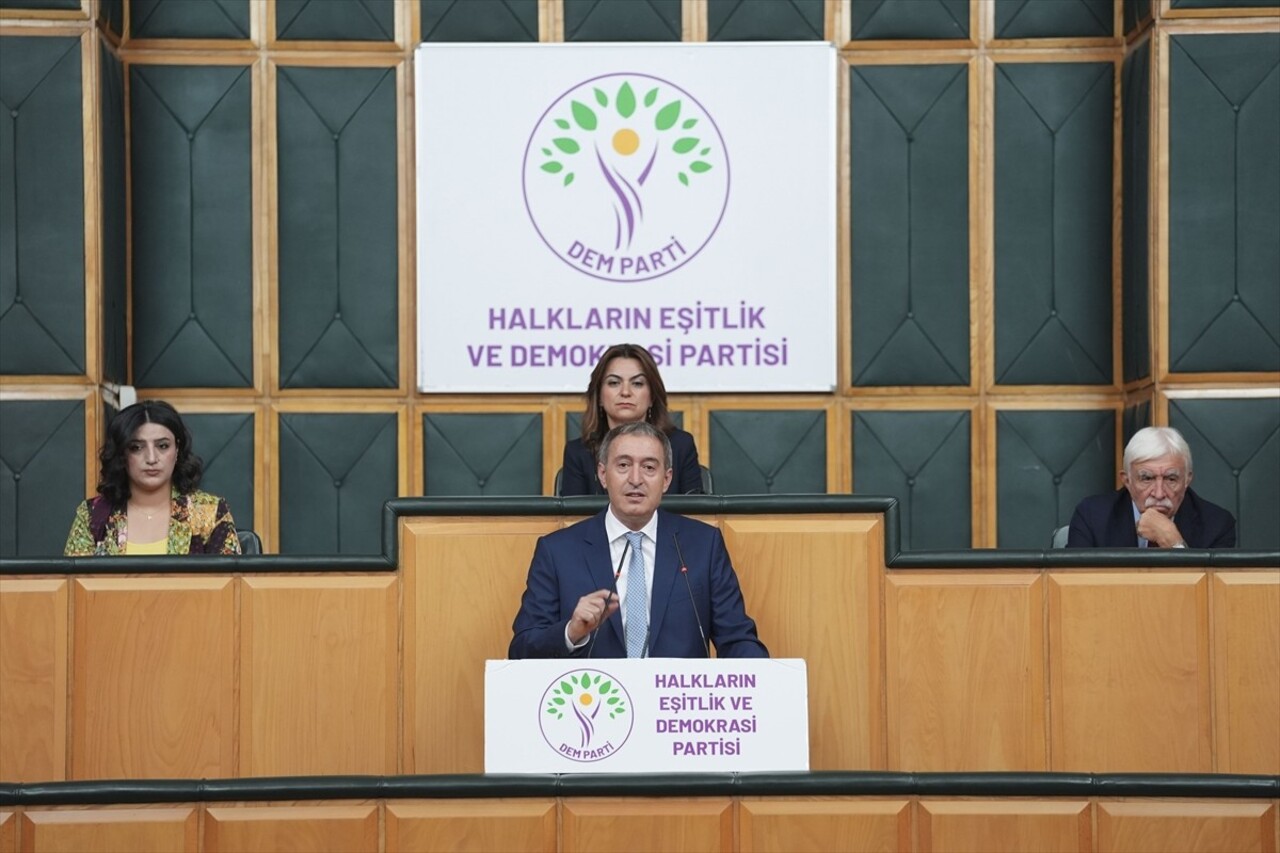 DEM Parti Eş Genel Başkanı Tuncer Bakırhan, partisinin TBMM Grup Toplantısı'na katılarak konuşma...