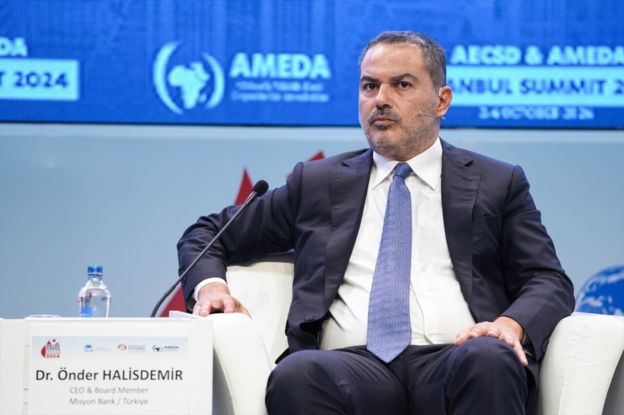 Anadolu Ajansının Global İletişim Ortağı olduğu AECSD & AMEDA İstanbul Zirvesi 2024, Merkezi Kayıt...