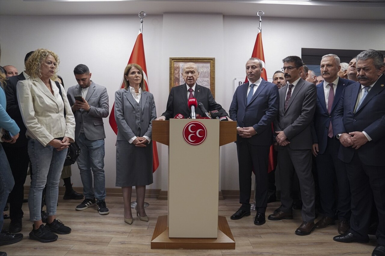 MHP Genel Başkanı Devlet Bahçeli, partisinin Siyaset ve Liderlik Okulu'nun 20. dönem eğitim ve...