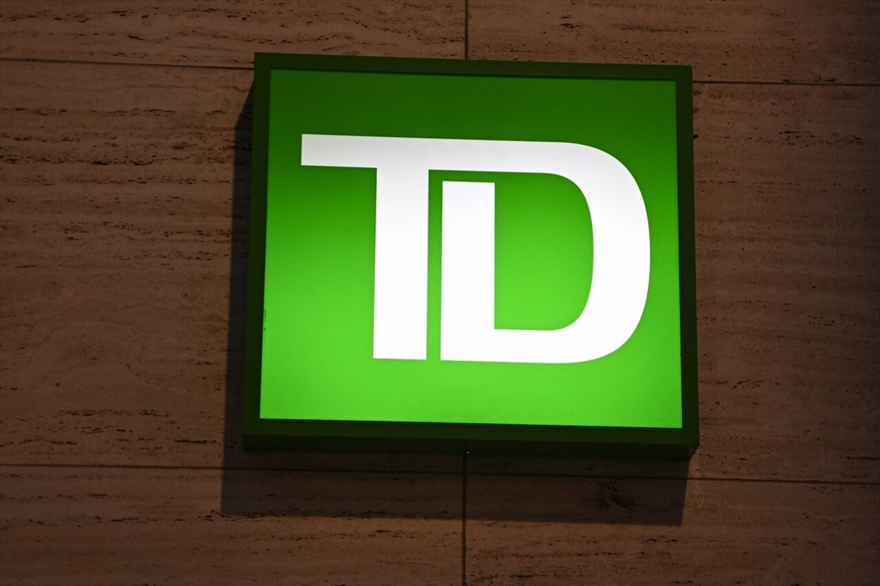 Toronto-Dominion Bank'ın (TD Bank) kara para aklamayı önlemeyi amaçlayan yasaya yönelik...