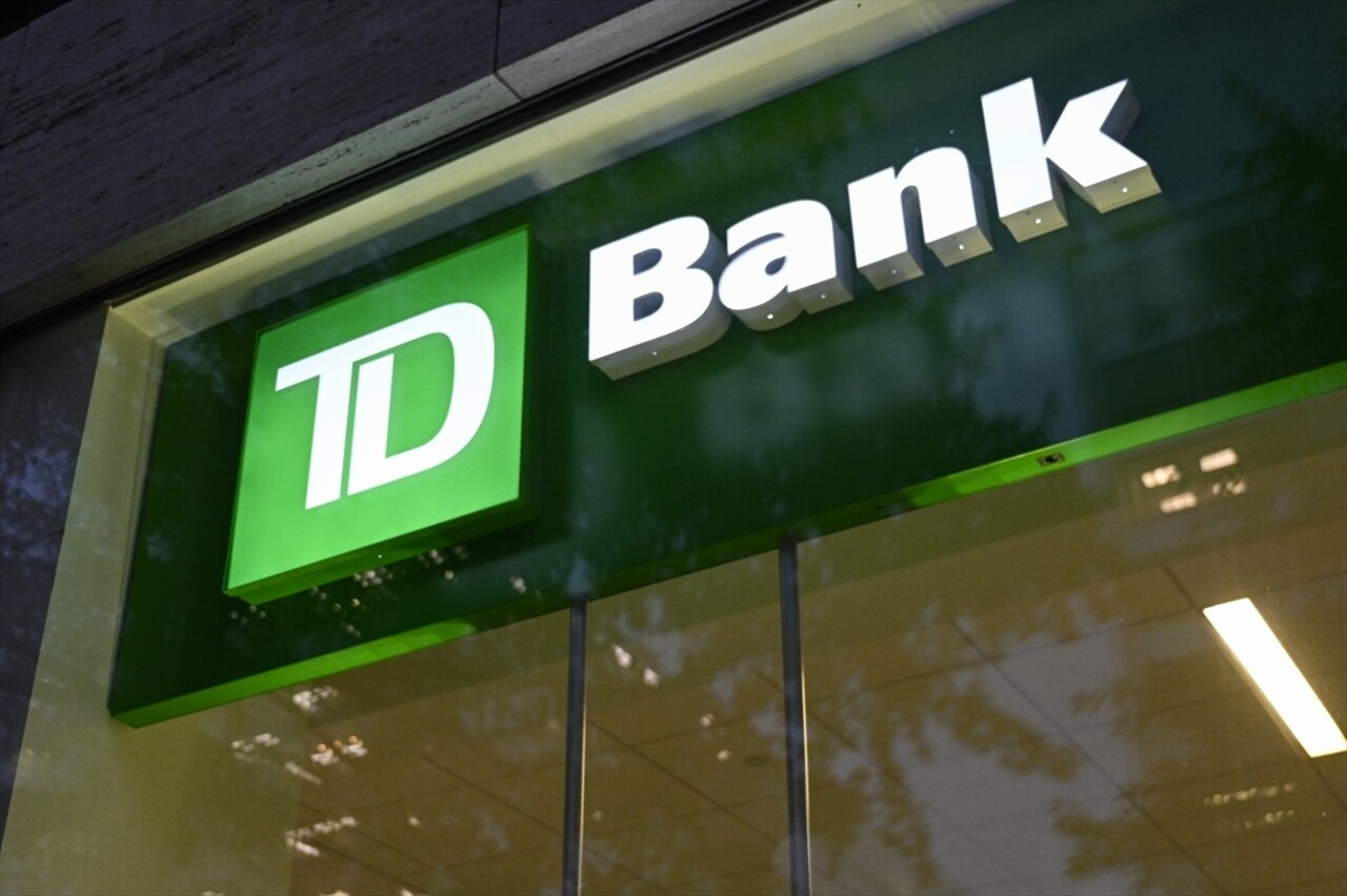 Toronto-Dominion Bank'ın (TD Bank) kara para aklamayı önlemeyi amaçlayan yasaya yönelik...