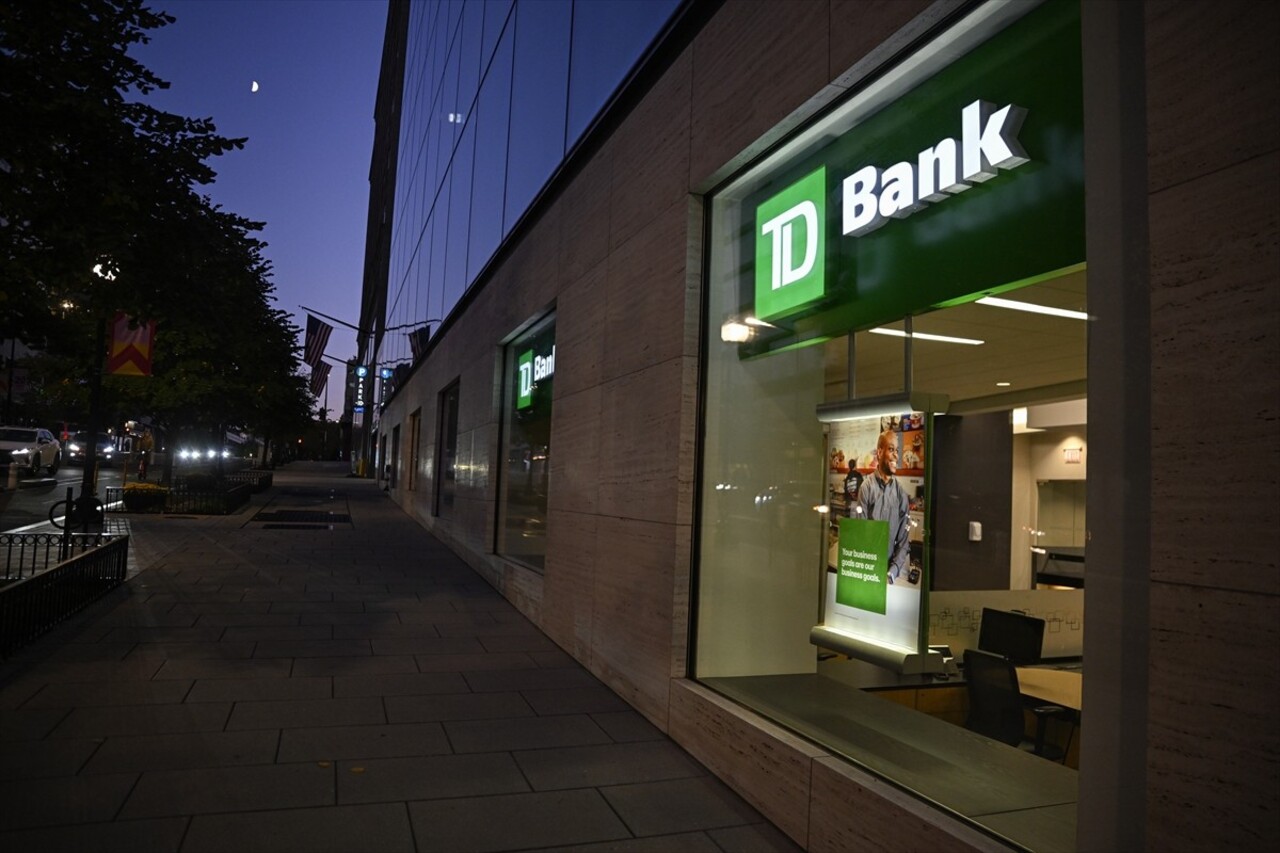 Toronto-Dominion Bank'ın (TD Bank) kara para aklamayı önlemeyi amaçlayan yasaya yönelik...