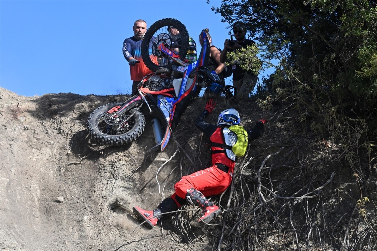 Antalya'nın Kemer ilçesinde düzenlenen Hard Enduro Dünya Şampiyonası'nın 6. ayağı Sea To Sky...