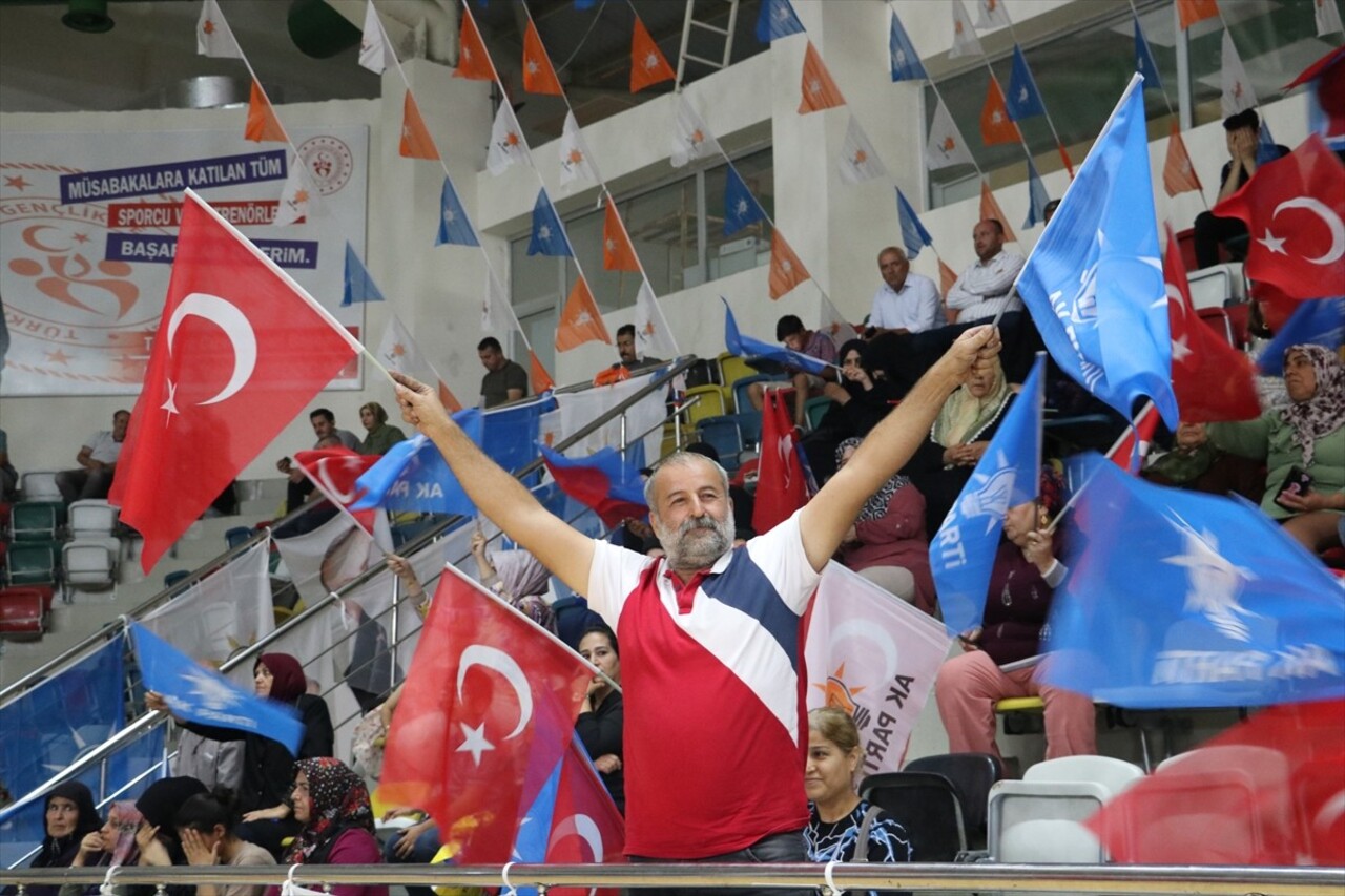 AK Parti Genel Başkan Yardımcısı Erkan Kandemir, AK Parti Kilis İl Başkanlığınca Gençlik ve Spor...