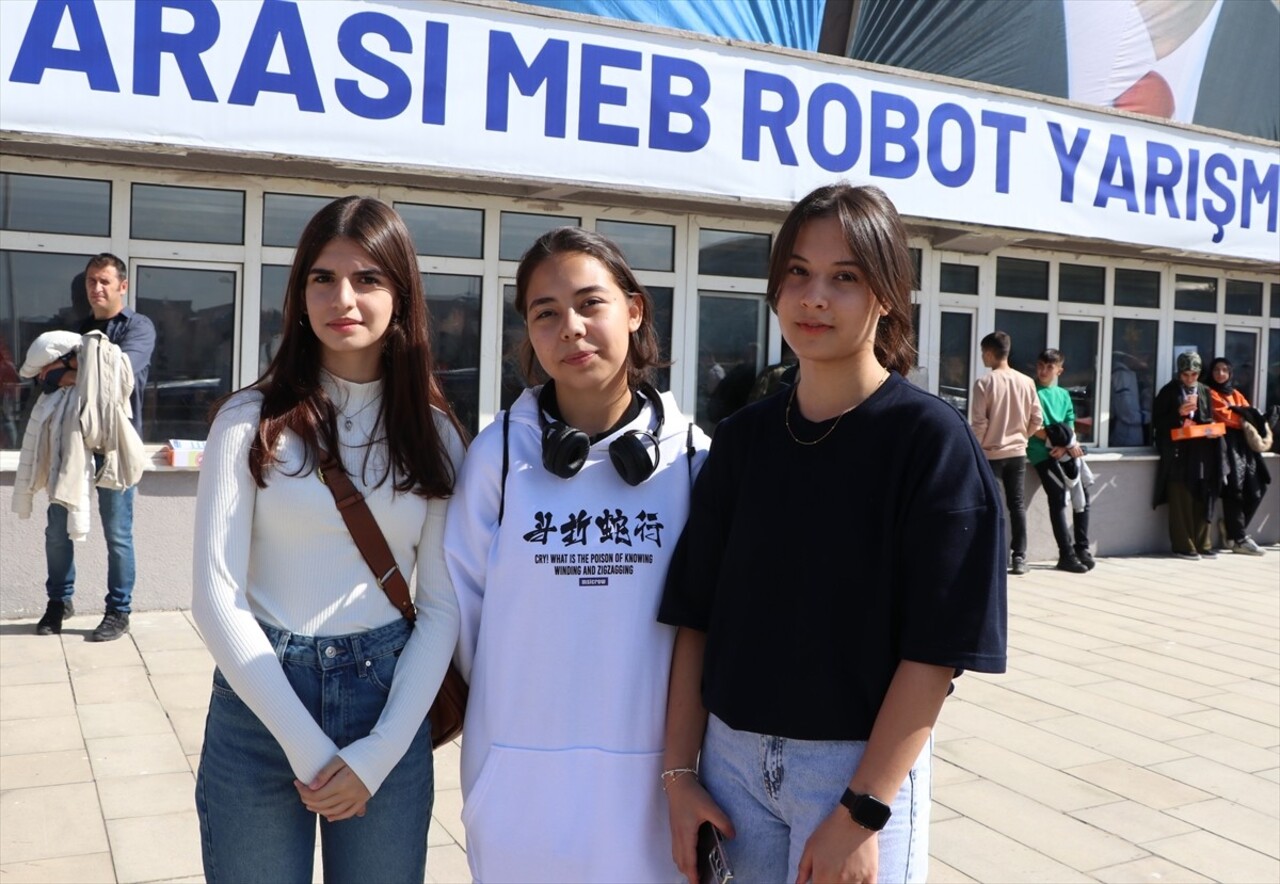 16. Uluslararası Milli Eğitim Bakanlığı (MEB) Robot Yarışması, Erzurum'un ev sahipliğinde...