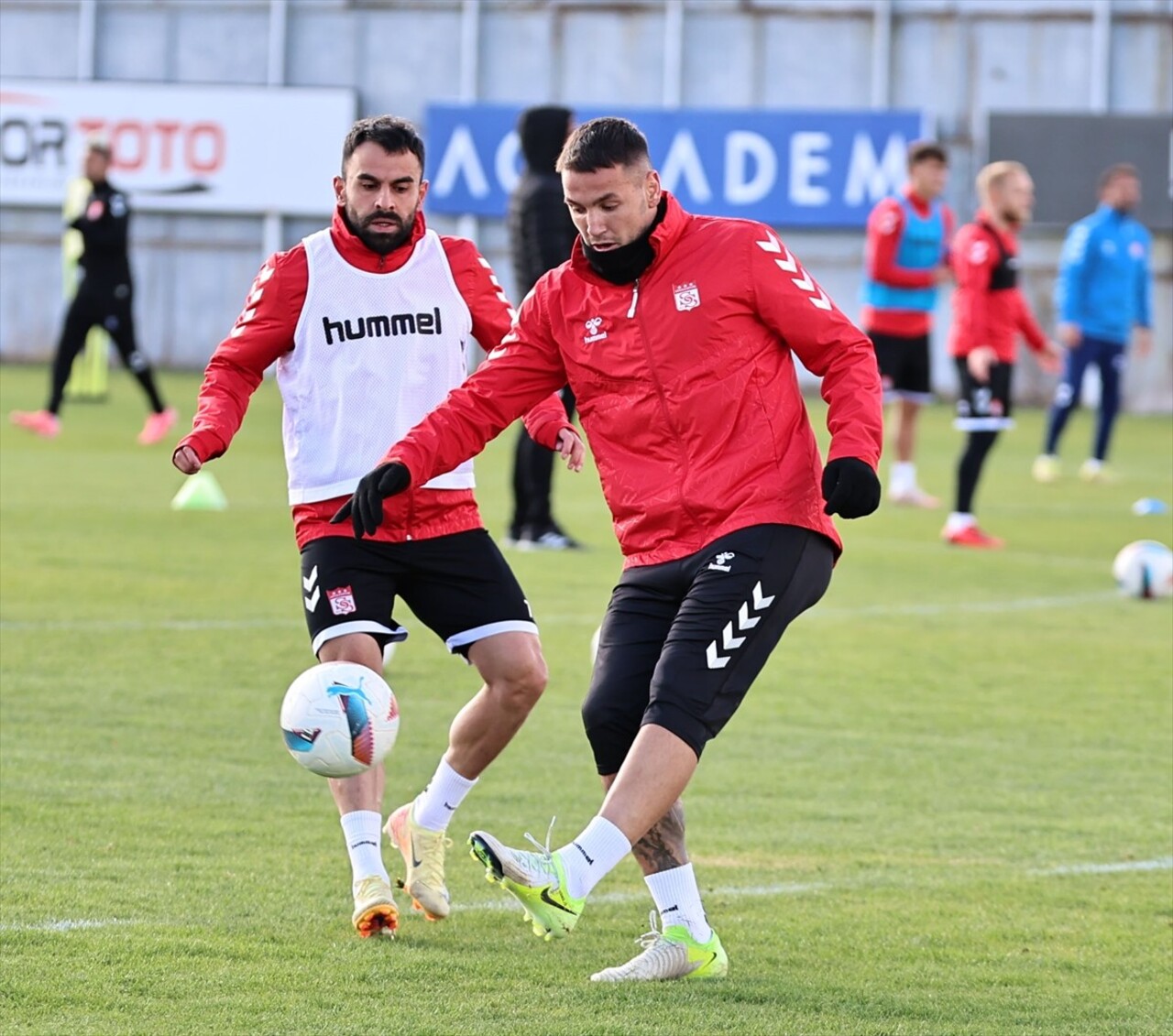 Net Global Sivasspor, Trendyol Süper Lig'in 9. haftasında 20 Ekim Pazar günü sahasında Atakaş...