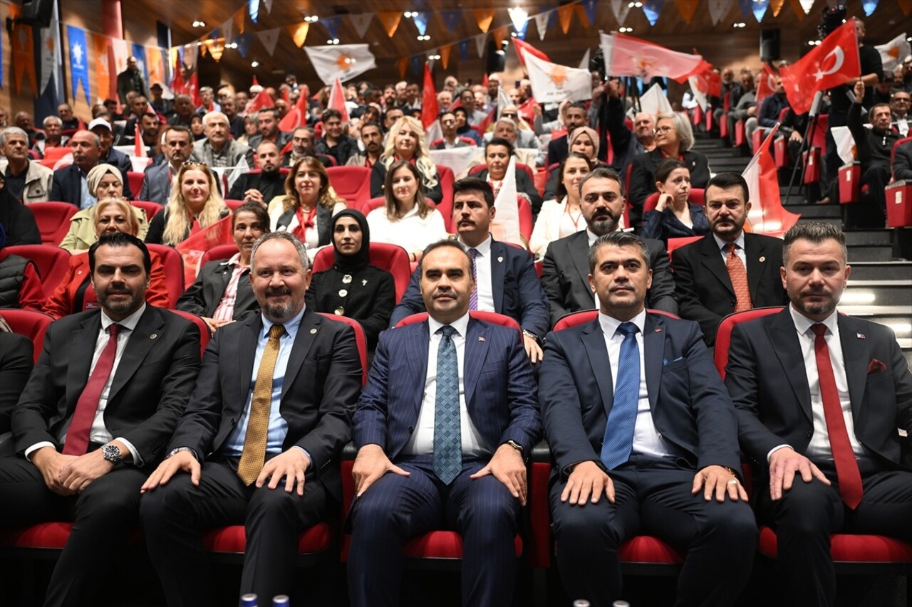 Sanayi ve Teknoloji Bakanı Mehmet Fatih Kacır, Atatürk Kültür Merkezi’nde düzenlenen AK Parti...