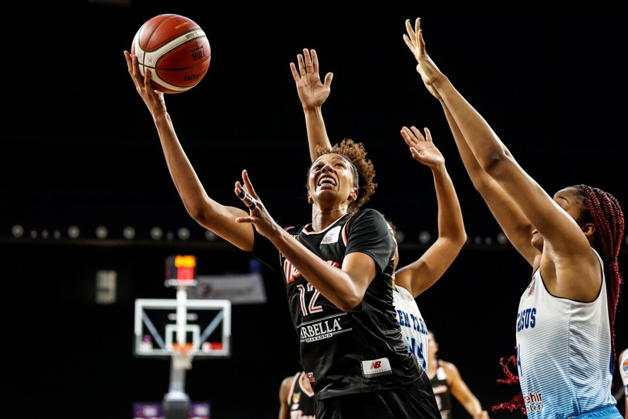 ING Kadınlar Basketbol Süper Ligi'nin 8. haftasında İlkem Yapı Tarsus Spor ile ÇBK Mersin, Servet...