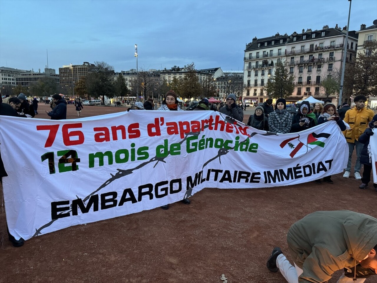 İsviçre'nin Cenevre kentinde, İsrail'in Gazze ve Lübnan'daki ölümcül saldırıları protesto edildi....