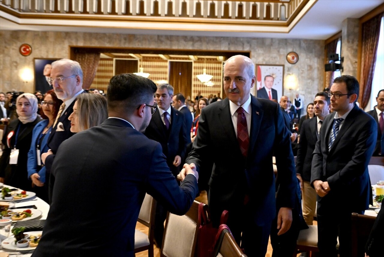 TBMM Başkanı Numan Kurtulmuş, 24 Kasım Öğretmen Günü kutlama programı kapsamında, 81 ilden gelen...