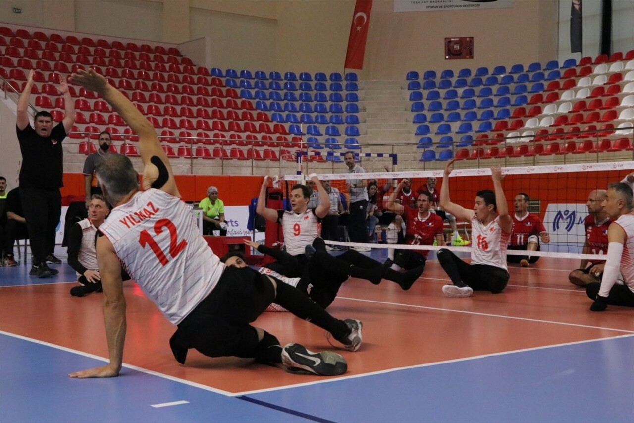 Oturarak Voleybol Erkek Milli Takımı, Avrupa Şampiyonası B kategorisinde şampiyonluğa ulaştı....