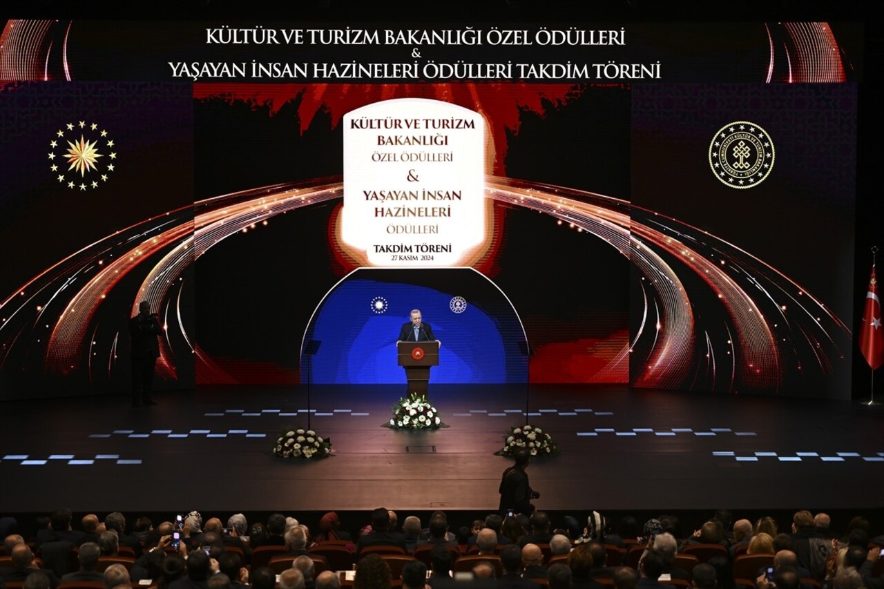 Cumhurbaşkanı Recep Tayyip Erdoğan, Beştepe Millet Kongre ve Kültür Merkezi'nde düzenlenen Kültür...